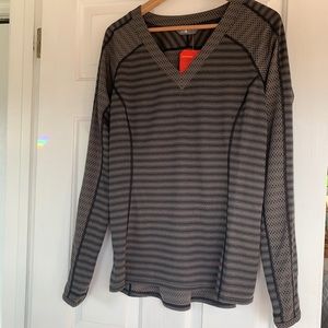 The North Face, WOMEN'S DUOMIX V-NECK